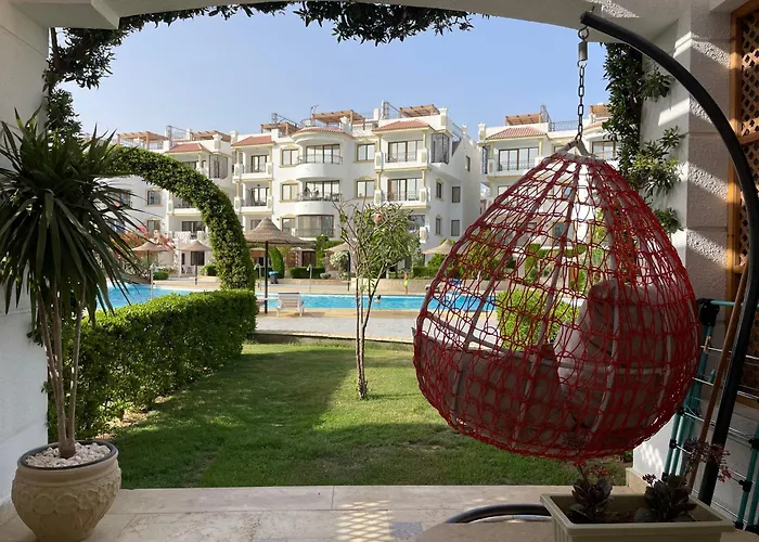Hills Luxury With Pool View Appartement